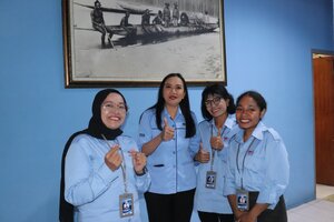 TRAINING PENINGKATAN KUALITAS SDM LPPL RADIO PUBLIK MIMIKA BERSAMA LPP RRI JAYAPURA DI TIMIKA