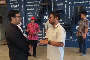 STUDI BANDING KE RADIO SUARA SURABAYA